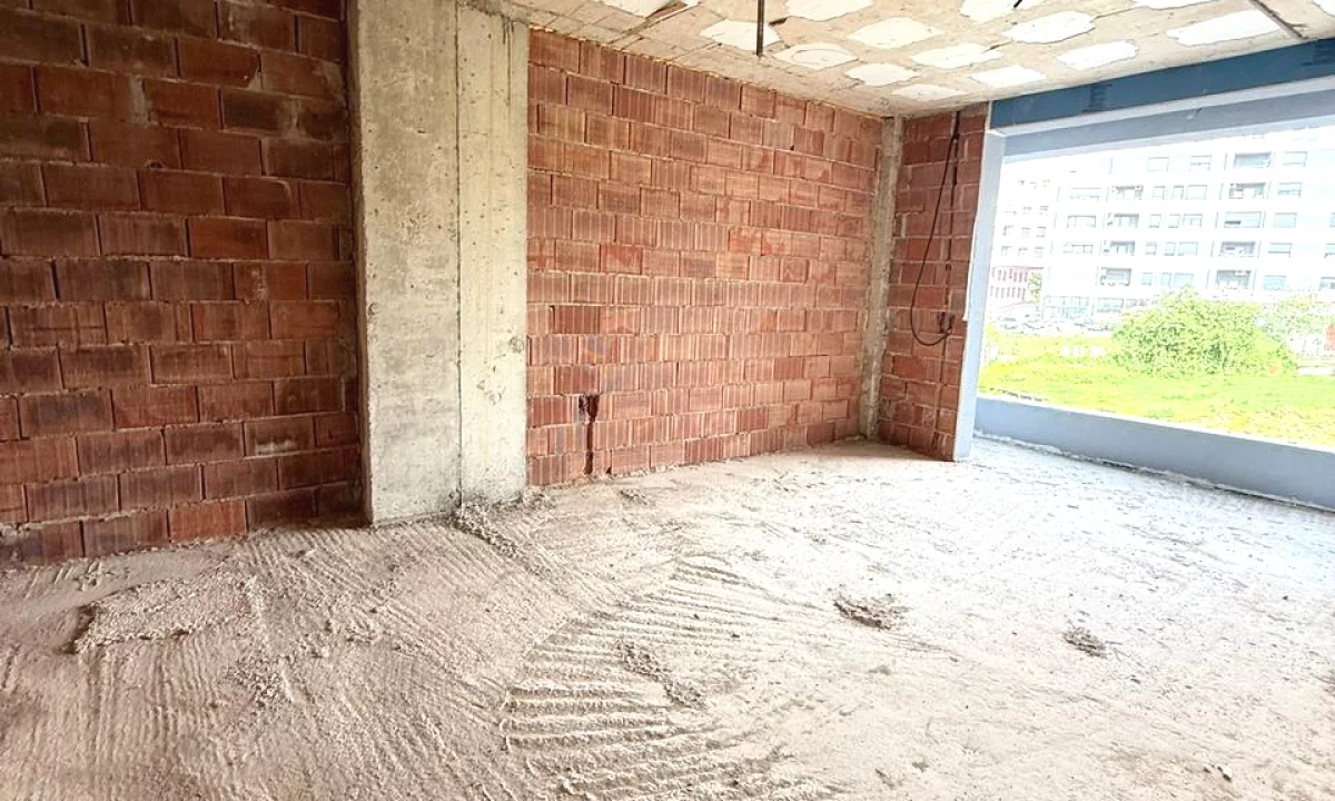 Shtepi ne shitje Apartament ne Tirane, 1+1, Mobilimi Bosh, pa mobiluar, Pagesa 116,000  Euro.