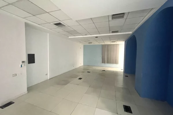 🏢Jepet me qira njesi komerciale perballe Kom: Delijorgji🔥