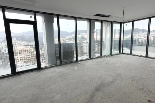 Shtepi ne shitje Apartament ne Tirane, 2+1, Mobilimi Bosh, pa mobiluar, Pagesa 554,300  Euro.