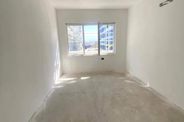 Shtepi ne shitje Apartament ne Tirane, 2+1, Mobilimi Bosh, pa mobiluar, Pagesa 120,000  Euro.