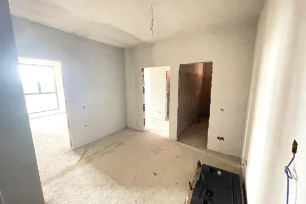 Apartment for sale in Tirana 2+1, Emty