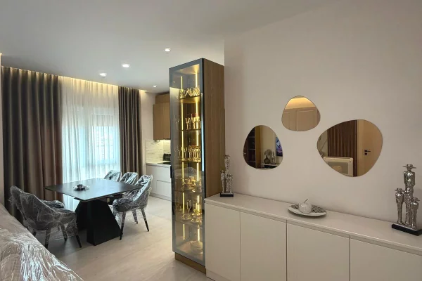 Shtepi me qera Apartament ne Tirane, 1+1, Mobilimi E mobiluar, Pagesa 70,000  Leke.