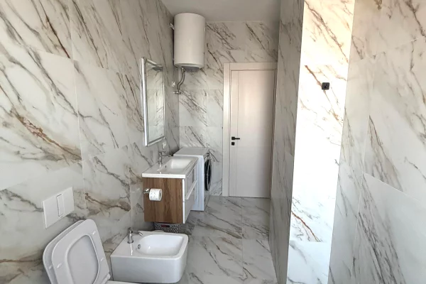 Shtepi me qera Apartament ne Tirane, 1+1, Mobilimi E mobiluar, Pagesa 70,000  Leke.