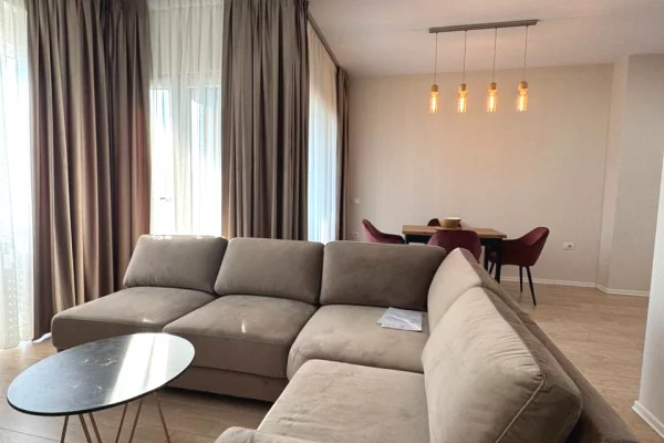 Shtepi me qera Apartament ne Tirane, 2+1, Mobilimi E mobiluar, Pagesa 1,500  Euro.