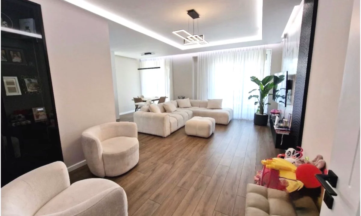 Apartment for rent in Tirana 3+1, Furnished