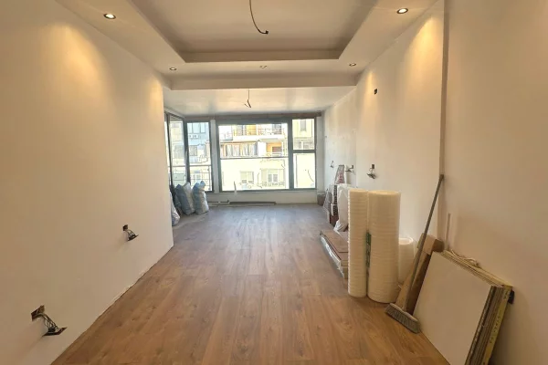 Shtepi ne shitje Apartament ne Tirane, 2+1, Mobilimi Bosh, pa mobiluar, Pagesa 290,000  Euro.