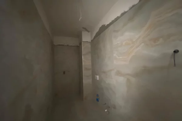 Shtepi ne shitje Apartament ne Tirane, 1+1, Mobilimi Bosh, pa mobiluar, Pagesa 96,500  Euro.
