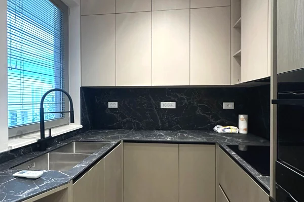 Shtepi me qera Vila Luksoze ne Tirane, 4+1, Mobilimi E mobiluar, Pagesa 4,500  Euro.