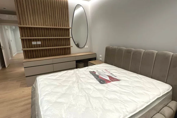 Shtepi me qera Vila Luksoze ne Tirane, 4+1, Mobilimi E mobiluar, Pagesa 4,500  Euro.