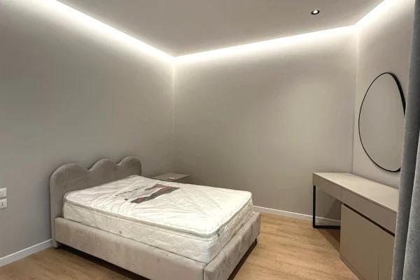 Shtepi me qera Vila Luksoze ne Tirane, 4+1, Mobilimi E mobiluar, Pagesa 4,500  Euro.