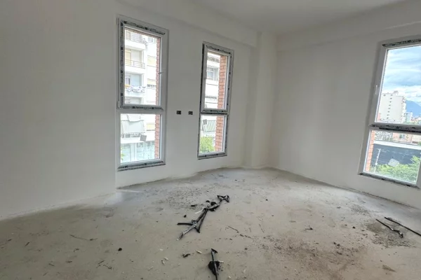 Shtepi ne shitje 2+1 ne Tirane - 125,680 Euro
