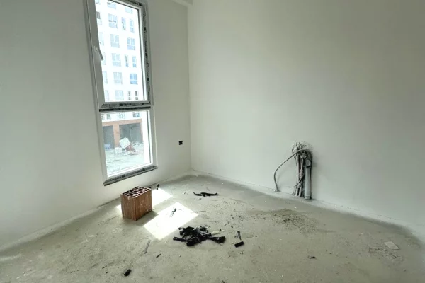 Shtepi ne shitje Apartament ne Tirane, 2+1, Mobilimi Bosh, pa mobiluar, Pagesa 125,680  Euro.