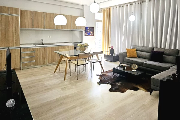 Shtepi ne shitje 1+1 ne Tirane - 150,000 Euro