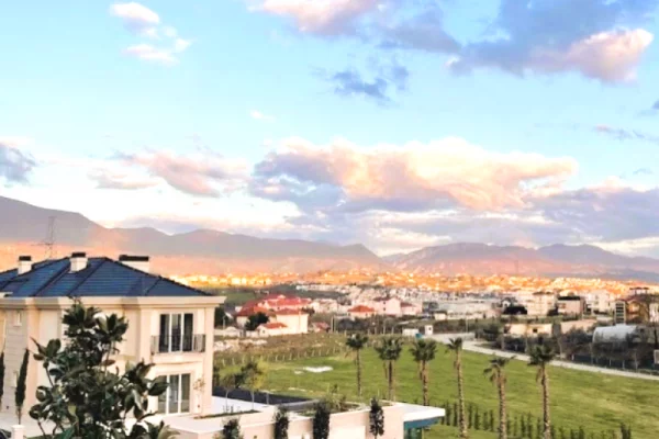 Luxury villas for sale in Tirana 7+1, Furnished