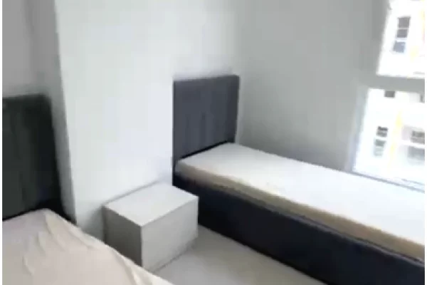 Shtepi ne shitje Apartament ne Tirane, 2+1, Mobilimi E mobiluar, Pagesa 118,300  Euro.
