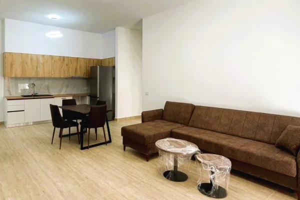 Shtepi me qera Apartament ne Tirane, 1+1, Mobilimi E mobiluar, Pagesa 90,000  Leke.