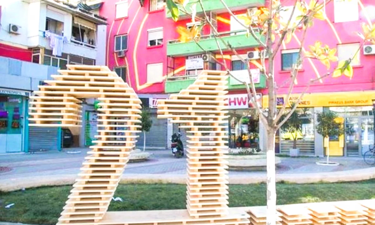 Shtepi me qera Apartament ne Tirane, 1+1, Mobilimi E mobiluar, Pagesa 650  Euro.