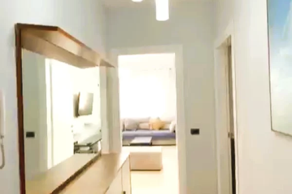 Shtepi me qera Apartament ne Tirane, 2+1, Mobilimi E mobiluar, Pagesa 1,000  Euro.