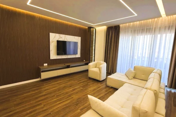 Shtepi me qera Apartament ne Tirane, 2+1, Mobilimi E mobiluar, Pagesa 900  Euro.