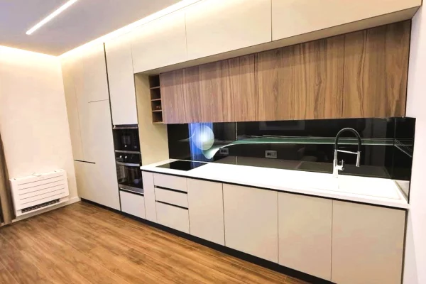 Shtepi me qera Apartament ne Tirane, 2+1, Mobilimi E mobiluar, Pagesa 900  Euro.