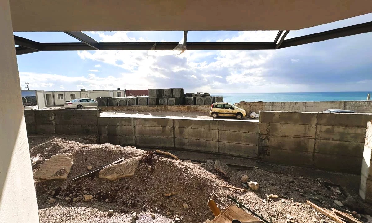 Apartment for sale in Himara 1+1, Emty