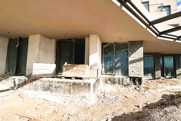 Apartment for sale in Himara 1+1, Emty
