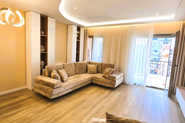 🌇Jepet Apartament 2+1 me Qira te Kompleksi Delijorgji☄️Godinat e Reja📍