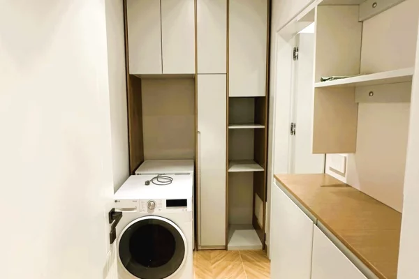 Shtepi me qera Vila Luksoze ne Tirane, 4+1, Mobilimi E mobiluar, Pagesa 2,800  Euro.