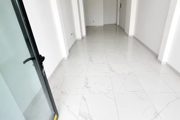Ambient biznesi me qera 1+1 ne Tirane - 1,500 Euro