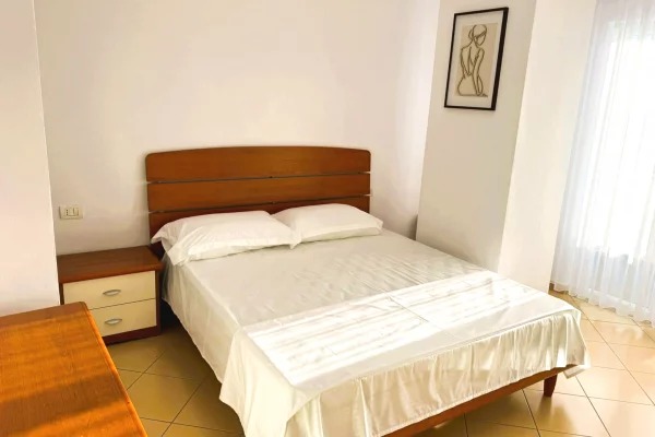 Shtepi ne shitje Apartament ne Lezhe, 1+1, Mobilimi E mobiluar, Pagesa 100,000  Euro.