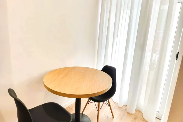 Shtepi ne shitje Apartament ne Tirane, 1+1, Mobilimi E mobiluar, Pagesa 115,000  Euro.