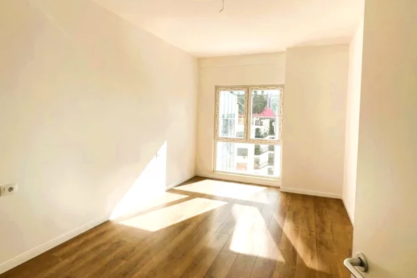 🏡 Shitet Apartament 2+1+2 tek Zogu i Zi📍