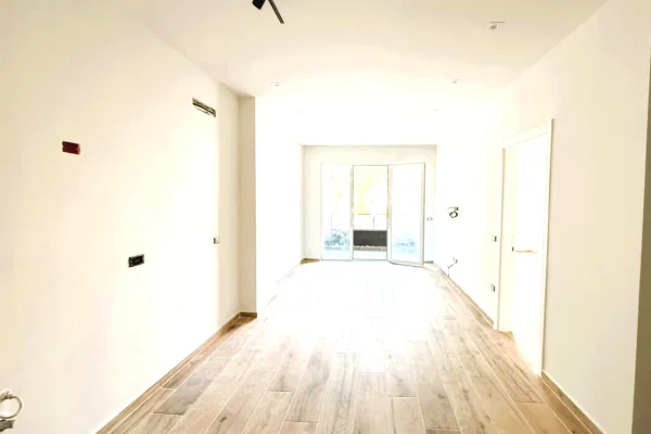 Shtepi ne shitje 1+1 ne Durres - 140,000 Euro
