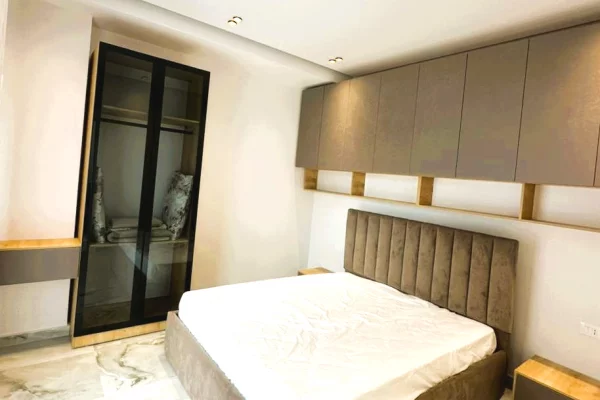 Shtepi ne shitje Apartament ne Durres, 2+1, Mobilimi E mobiluar, Pagesa 210,000  Euro.
