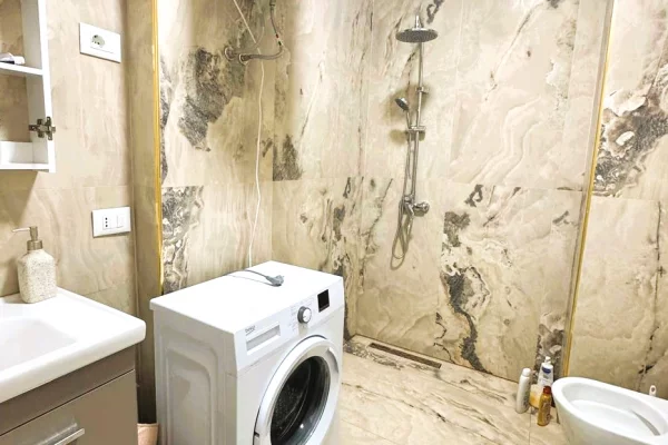 Shtepi ne shitje Apartament ne Durres, 1+1, Mobilimi E mobiluar, Pagesa 135,200  Euro.