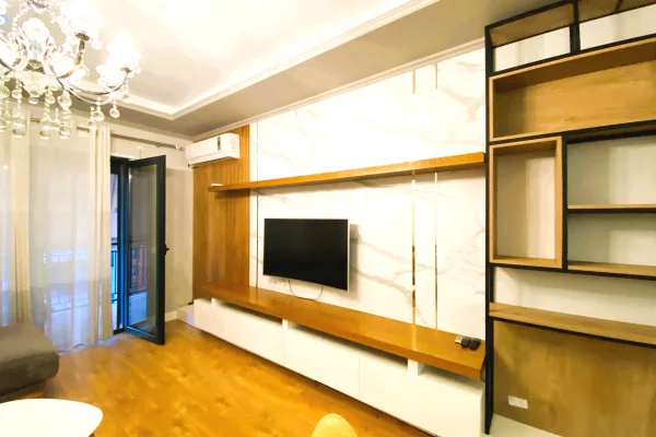 Shtepi me qera Apartament ne Tirane, 3+1, Mobilimi E mobiluar, Pagesa 881  Euro.