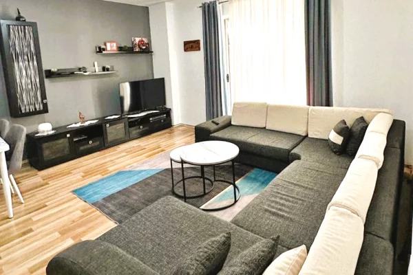 🏡Apartament 1+1 në Shitje te pallatet Cabej – Yzberisht, Tiranë