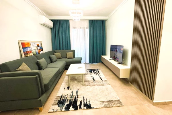 Shtepi me qera Apartament ne Tirane, 2+1, Mobilimi E mobiluar, Pagesa 750  Euro.