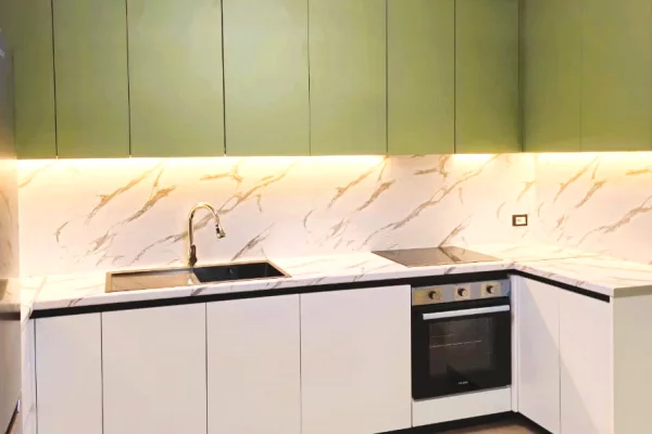 Shtepi me qera Apartament ne Tirane, 2+1, Mobilimi E mobiluar, Pagesa 1,200  Euro.