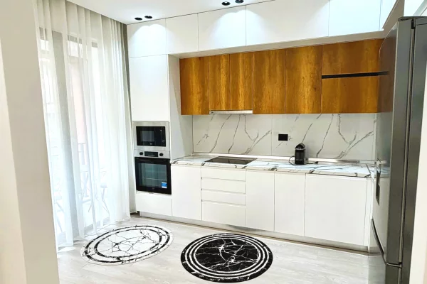 Shtepi me qera Apartament ne Tirane, 2+1, Mobilimi E mobiluar, Pagesa 622  Euro.
