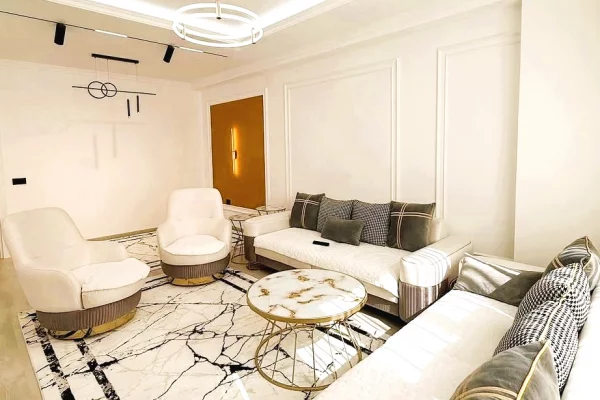 Shtepi me qera Apartament ne Tirane, 2+1, Mobilimi E mobiluar, Pagesa 622  Euro.