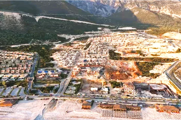 Shtepi ne shitje Vila Luksoze ne Himare, 3+1, Mobilimi Bosh, pa mobiluar, Pagesa 1,900,000  Euro.