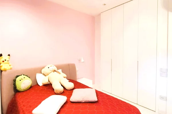 Shtepi ne shitje Vila Luksoze ne Tirane, 4+1, Mobilimi E mobiluar, Pagesa 700,000  Euro.