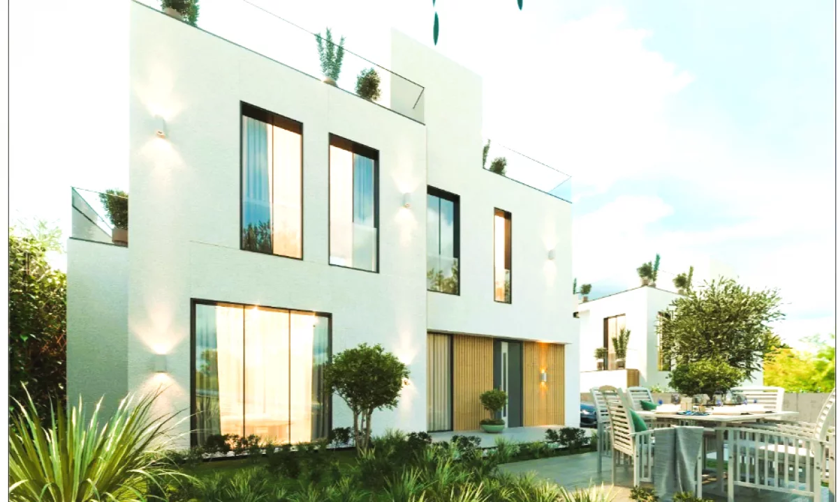 Shtepi ne shitje Vila Luksoze ne Tirane, 3+1, Mobilimi Bosh, pa mobiluar, Pagesa 750,000  Euro.