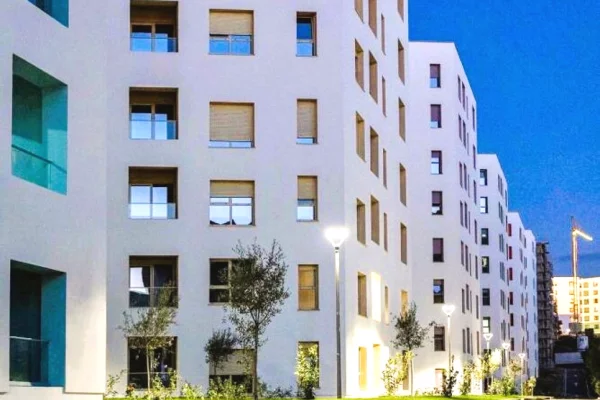 Shtepi ne shitje Apartament ne Tirane, 1+1, Mobilimi Bosh, pa mobiluar, Pagesa 94,250  Euro.