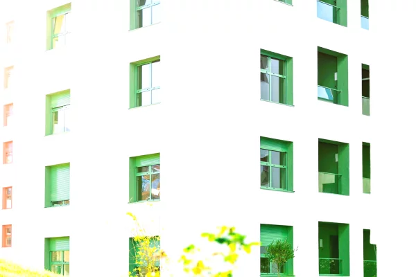 Shtepi ne shitje Apartament ne Tirane, 2+1, Mobilimi Bosh, pa mobiluar, Pagesa 121,600  Euro.