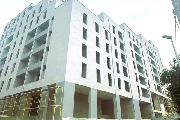 Shtepi ne shitje Apartament ne Tirane, 1+1, Mobilimi Bosh, pa mobiluar, Pagesa 132,000  Euro.