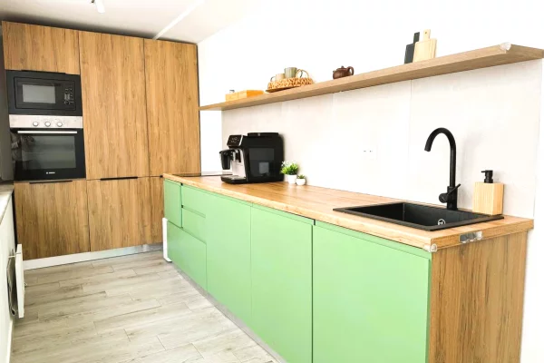 Shtepi ne shitje Apartament ne Durres, 2+1, Mobilimi E mobiluar, Pagesa 145,000  Euro.
