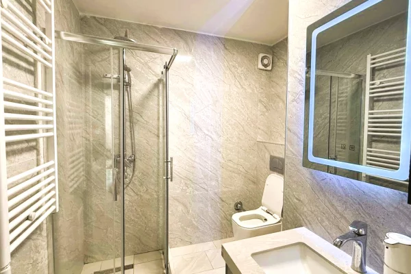 Shtepi ne shitje Apartament ne Durres, 2+1, Mobilimi E mobiluar, Pagesa 145,000  Euro.