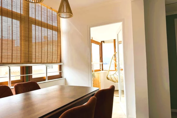 Shtepi ne shitje Apartament ne Durres, 2+1, Mobilimi E mobiluar, Pagesa 145,000  Euro.